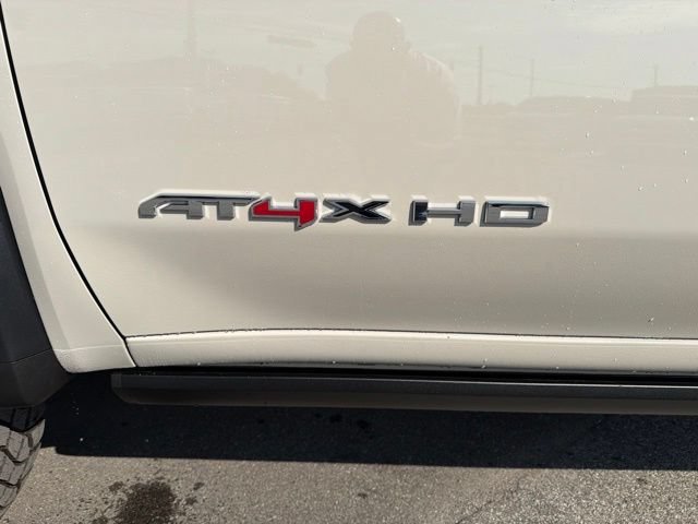 2026 GMC Sierra 2500HD AT4X - Photo 10