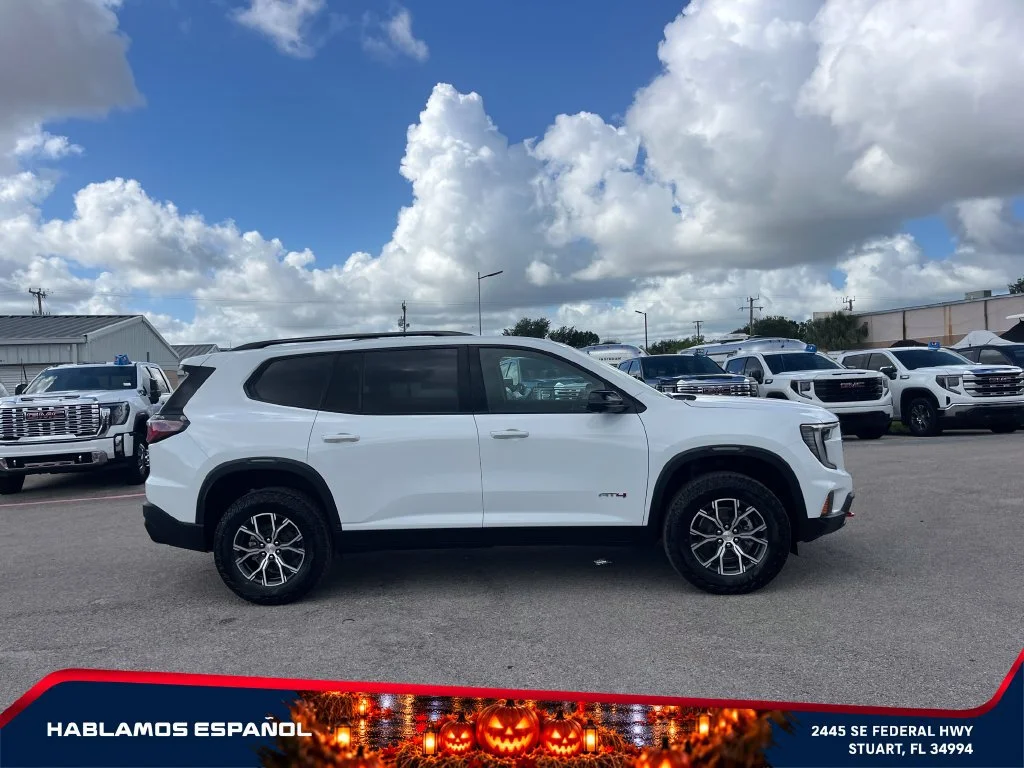 New 2026 Summit White GMC AT4 image 8