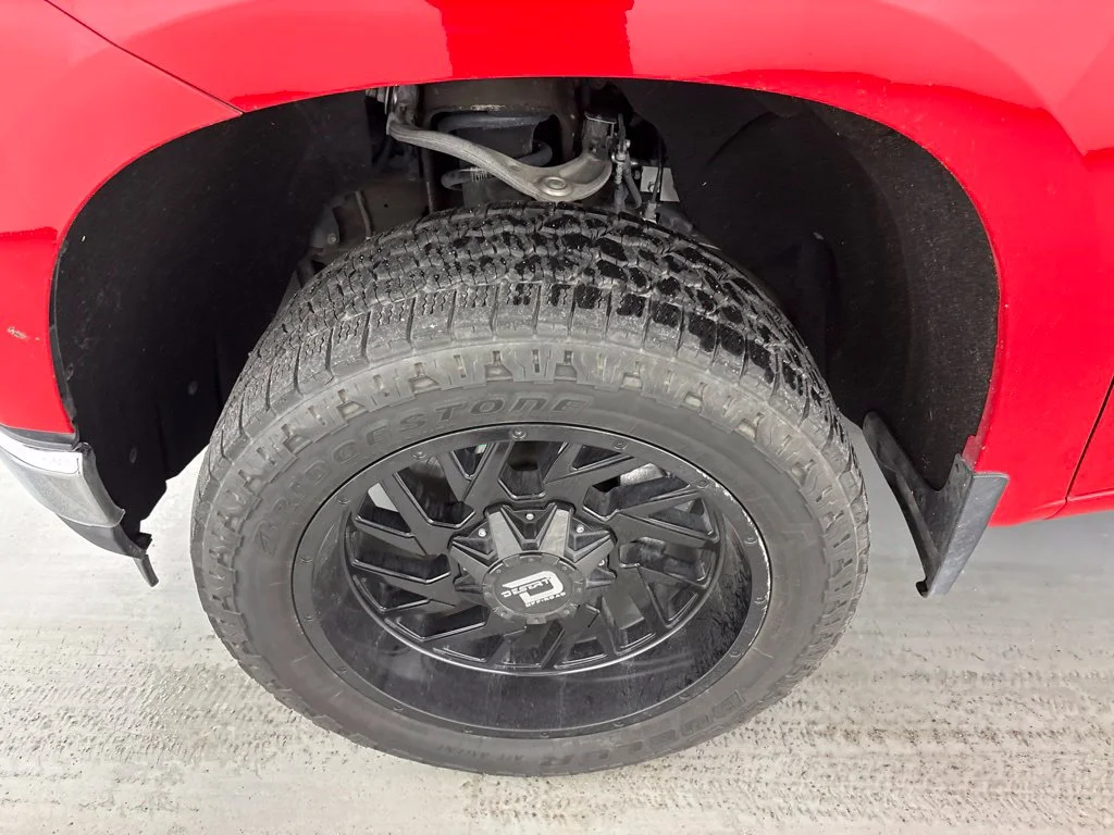 Used 2021 Red Chevrolet LT image 14