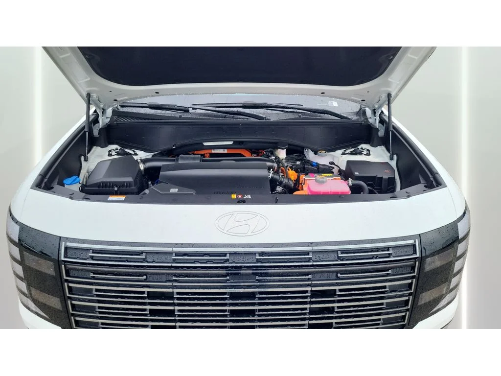 New 2026 Creamy White Pearl Hyundai SEL 7P image 27