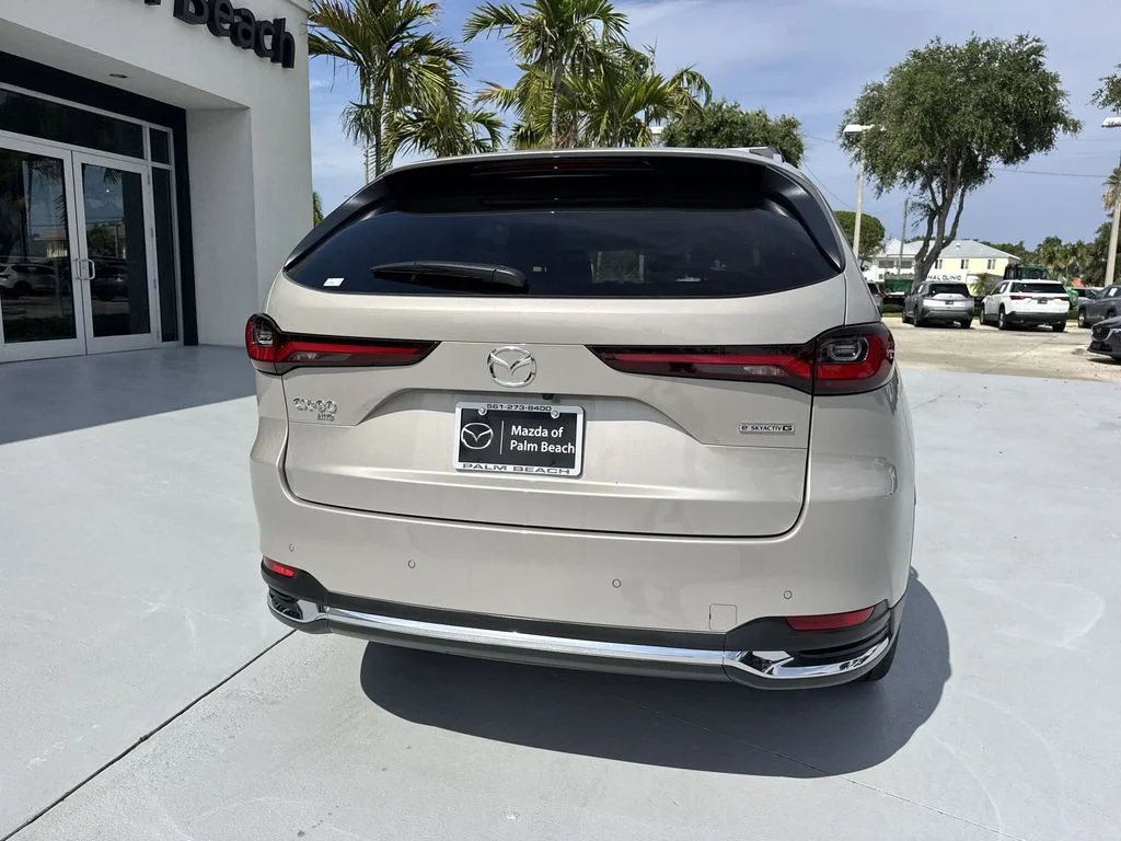 New 2026 Platinum Mazda 3.3 Turbo Premium Plus AWD image 25
