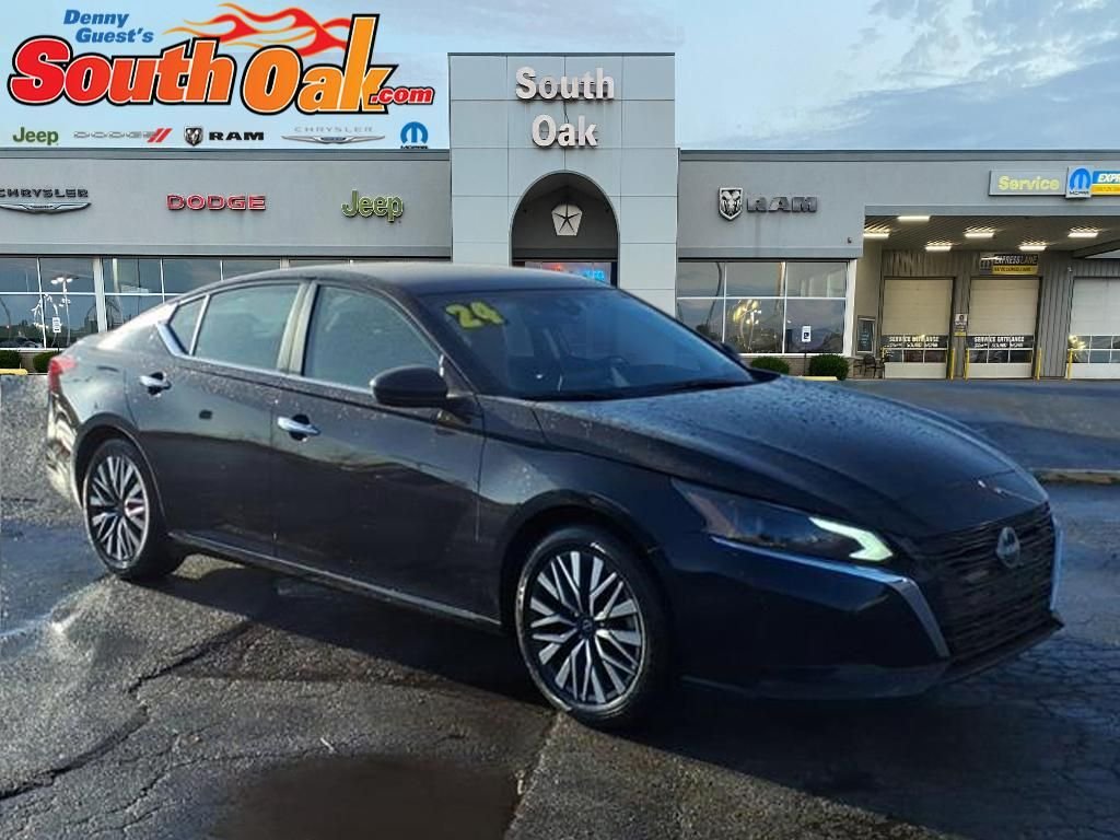 2024 Nissan Altima SV