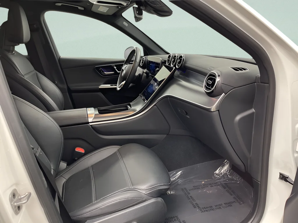 2024 Mercedes-Benz GLC GLC 300 - Photo 27