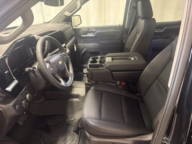 2026 Chevrolet Silverado 1500 LT - Photo 10
