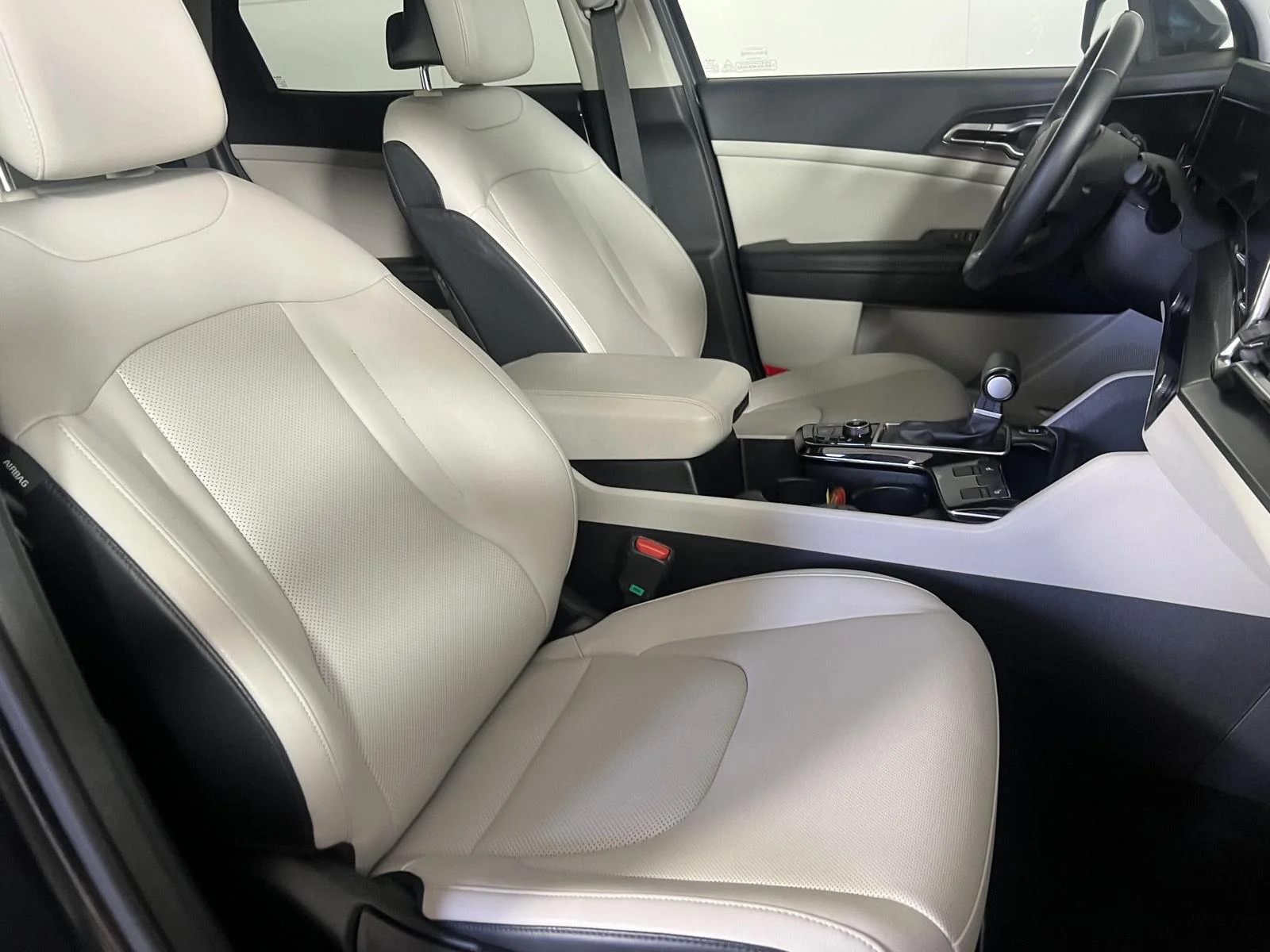 Certified Used 2023 Gravity Gray Kia EX image 27