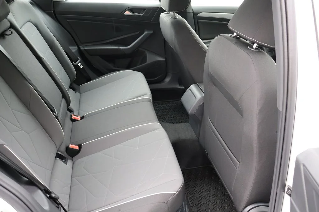 2026 Volkswagen Jetta Sport - Photo 16