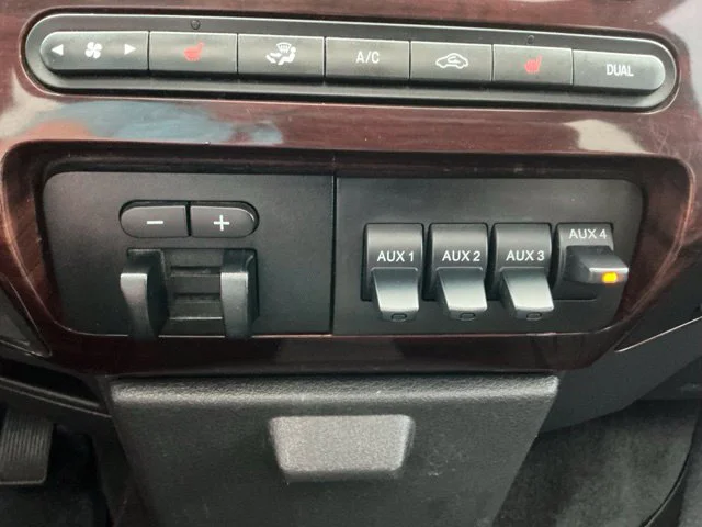 Used 2010 Royal Red Metallic Ford Lariat image 40