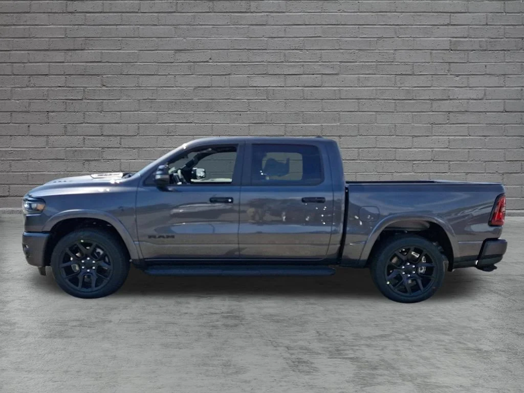 New 2027 Granite Crystal Metallic Clearcoat Ram Laramie image 5