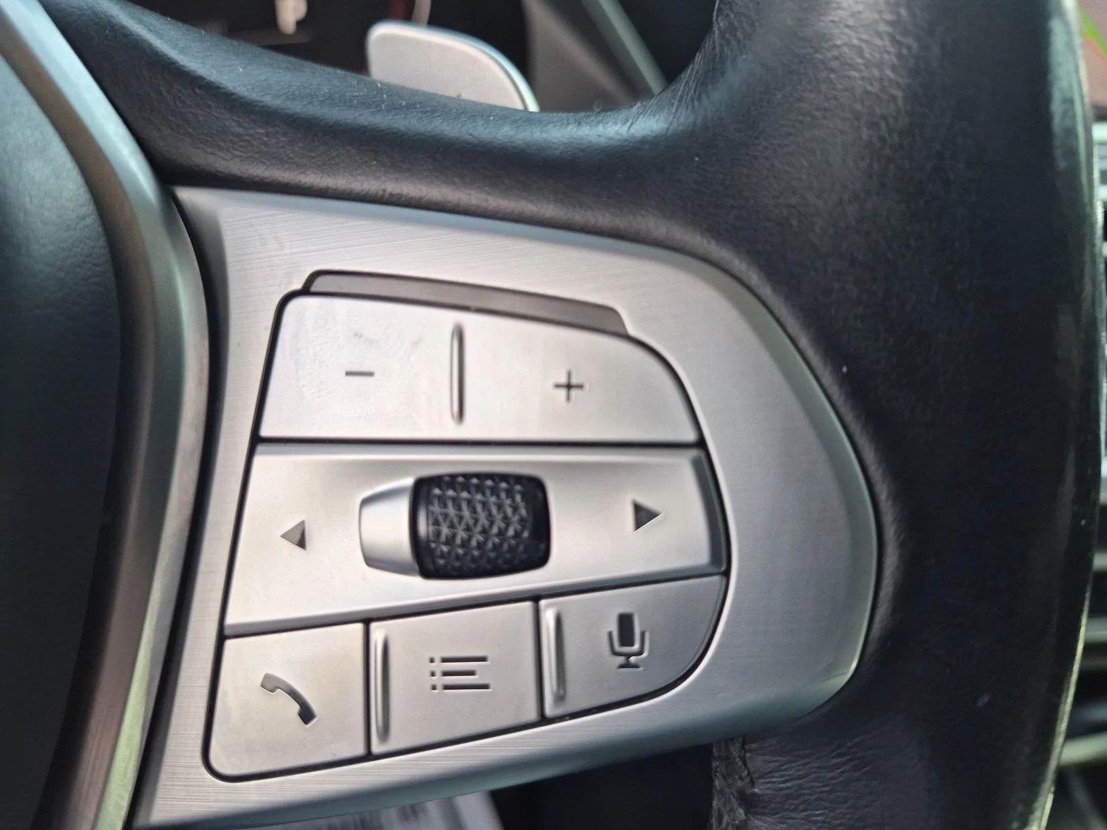 Used 2020 Manhattan Green Metallic BMW xDrive40i image 20