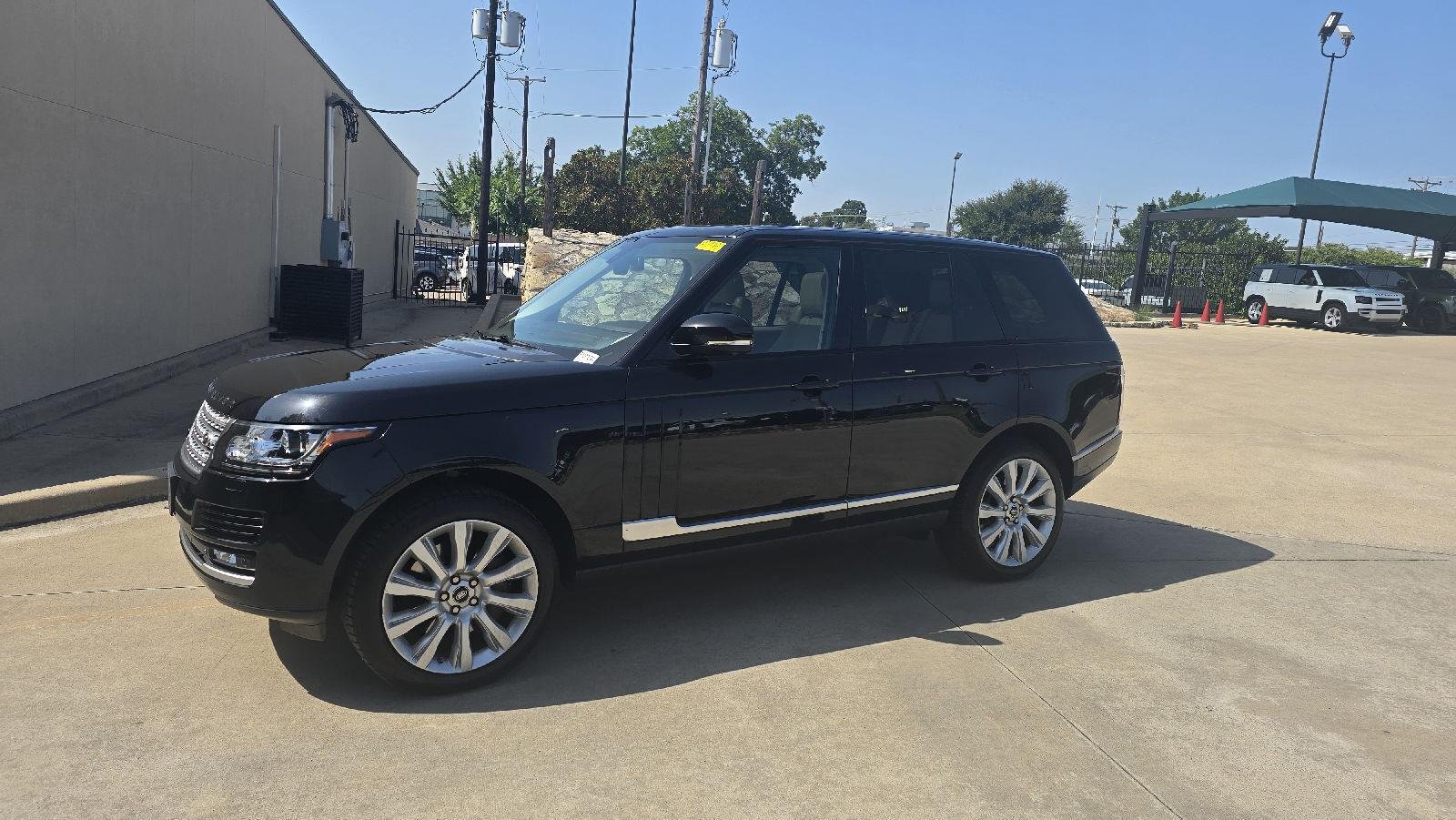 Used 2013  Land Rover SC image 1