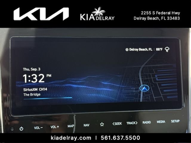 Used 2024 Gray Hyundai Limited image 21