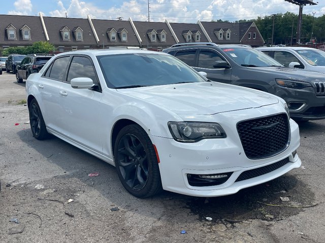 Pre-Owned 2023 Chrysler 300 Touring L RWD Sedan