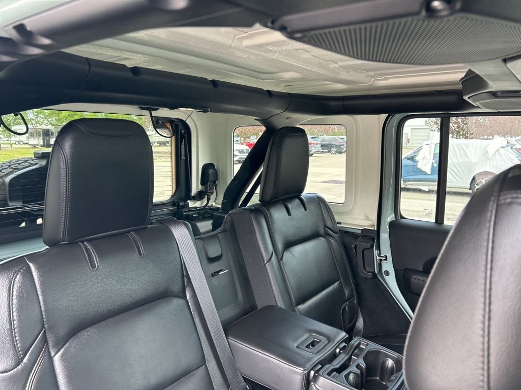 Used 2023 Gray Jeep Rubicon 392 image 45
