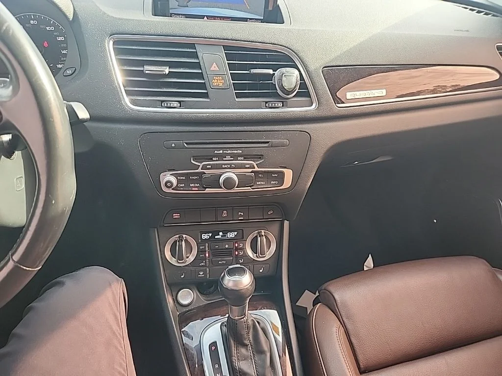 Used 2015 White Audi 2.0T Prestige image 23