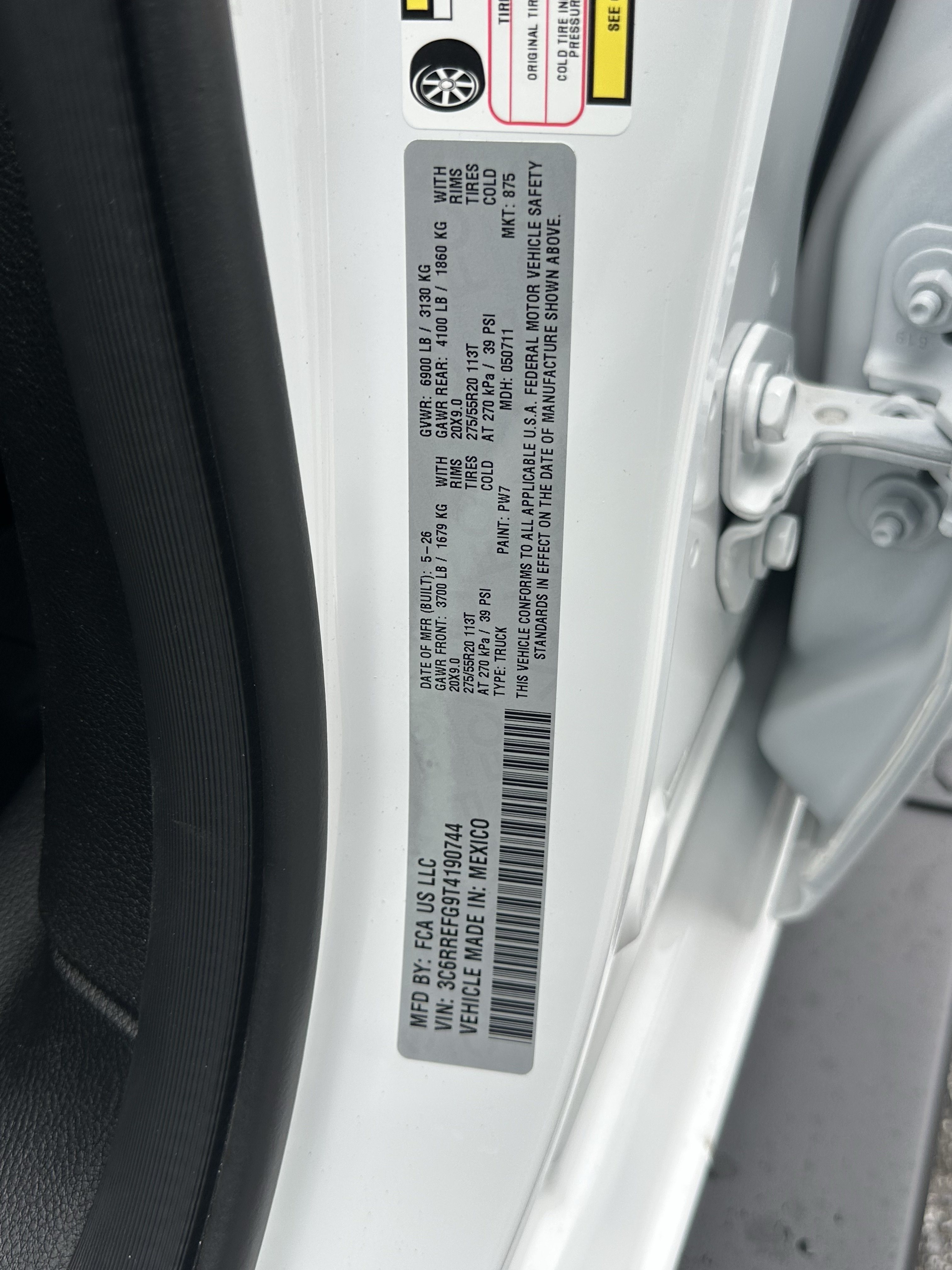 New 2026 Bright White Clear-Coat Exterior Paint RAM Big Horn image 29