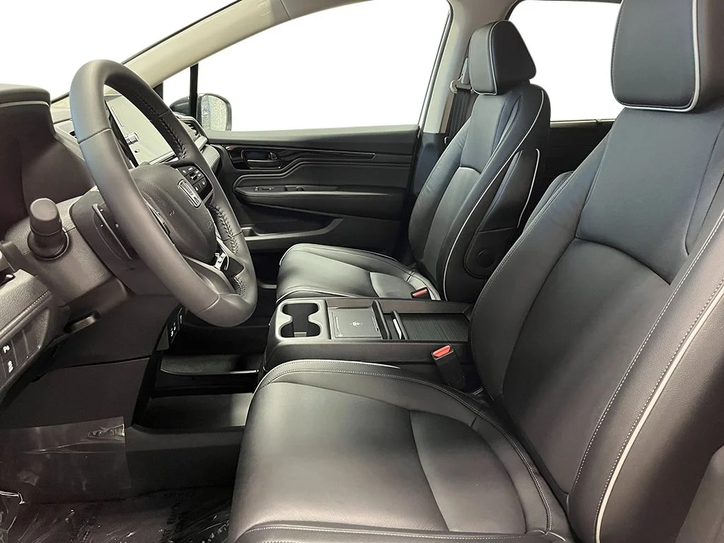 2026 Honda Odyssey Touring - Photo 16