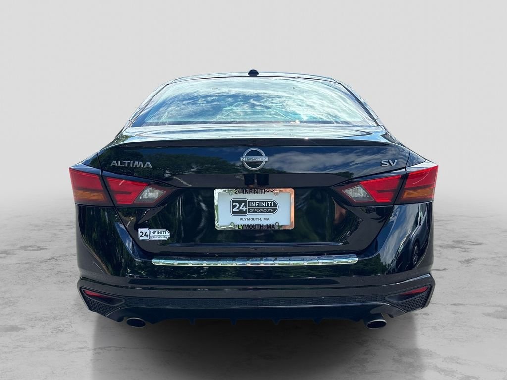 Used 2023 Black Nissan 2.5 SV image 4