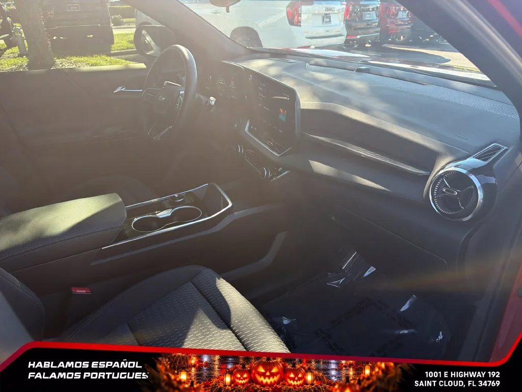Used 2026 Radiant Red Tintcoat Chevrolet LT image 31