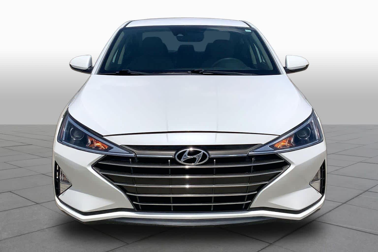 Used 2020 Quartz White Pearl Hyundai SEL image 4