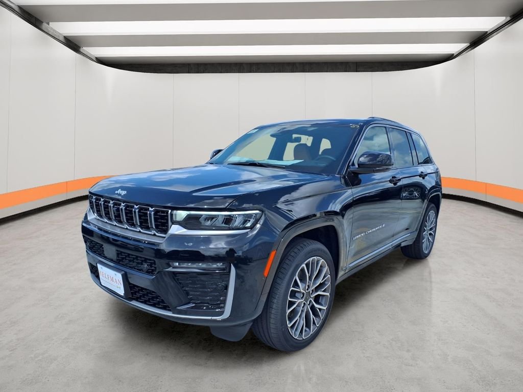 New 2027 High-Gloss Black Paint Jeep Summit image 3