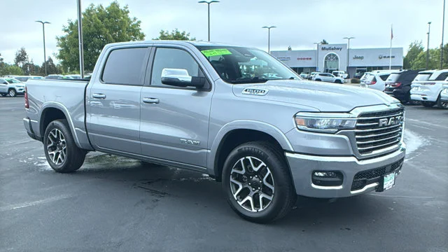 2025 RAM 1500 Laramie 4x4 Crew Cab 5'7's photo