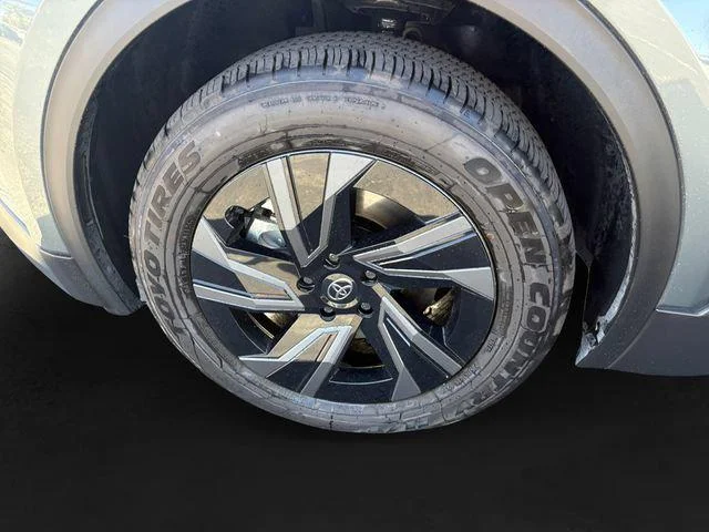Certified Used 2026 MINERAL ME. Toyota  image 33