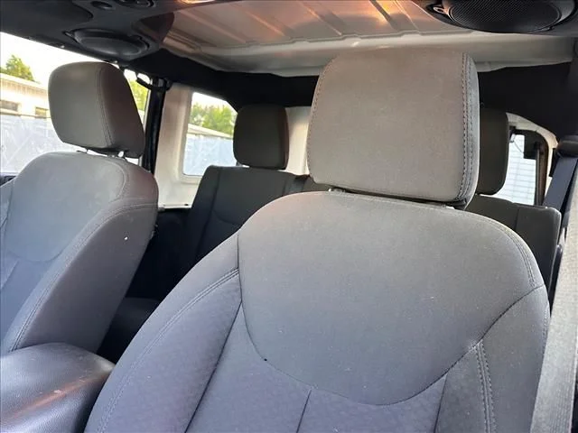 Used 2014 Black Jeep Unlimited Sport image 23
