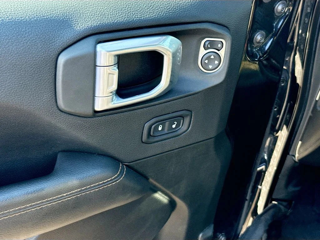 Used 2022 Black Jeep Unlimited Sahara High Altitude image 19