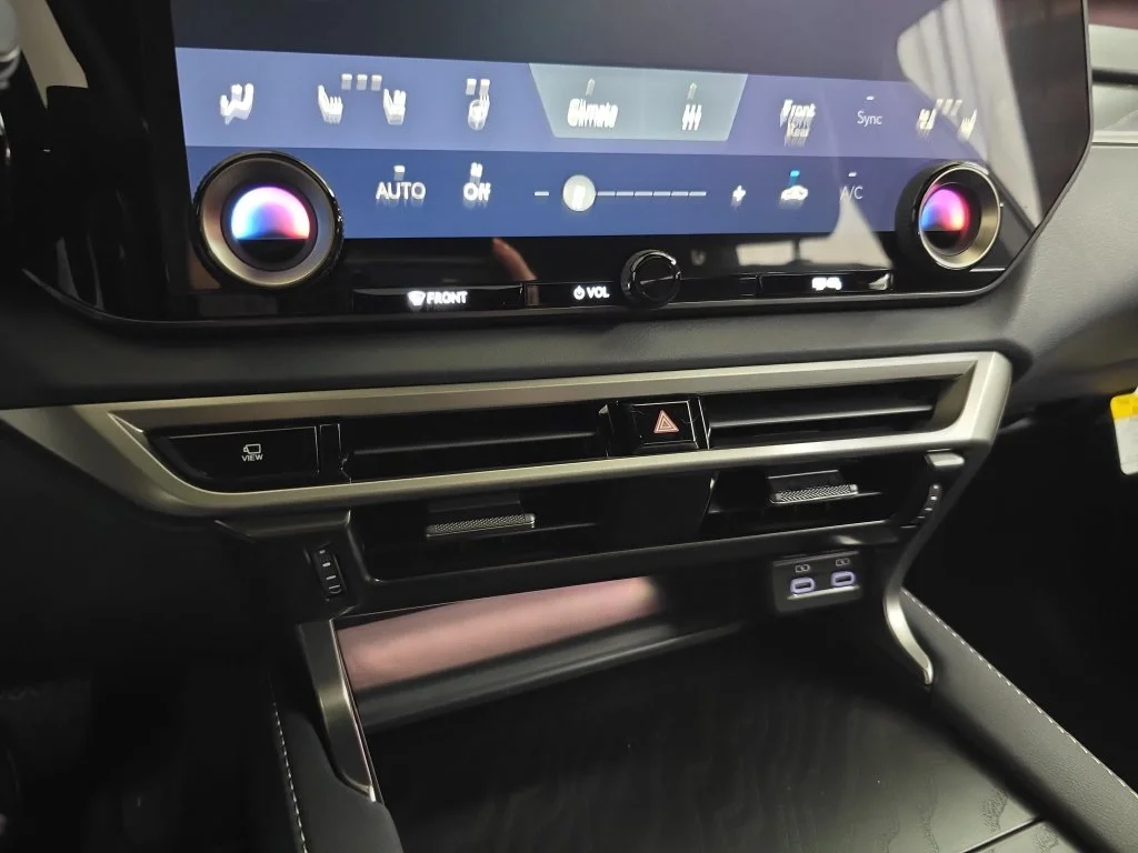 New 2026 Iridium Lexus PREMIUM PLUS image 22