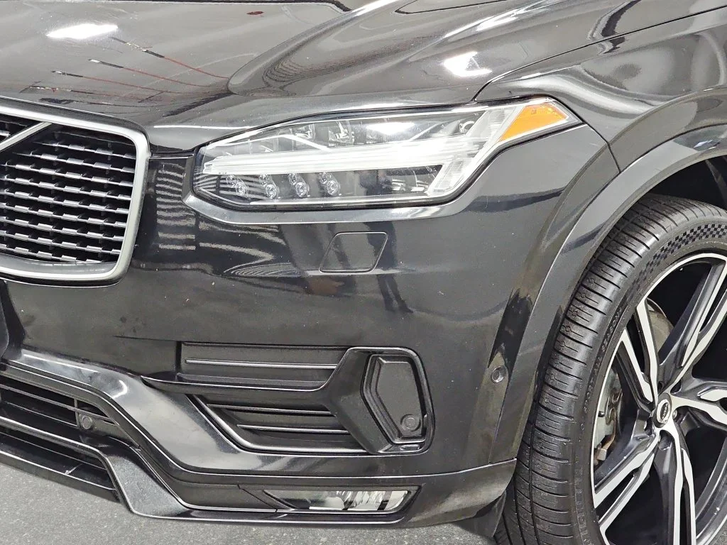 Used 2017 Black Volvo T6 R-Design image 33