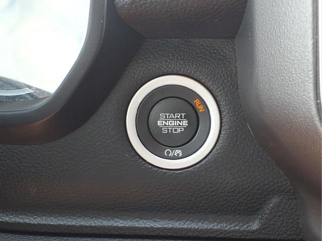 Used 2025  Ram Big Horn image 10