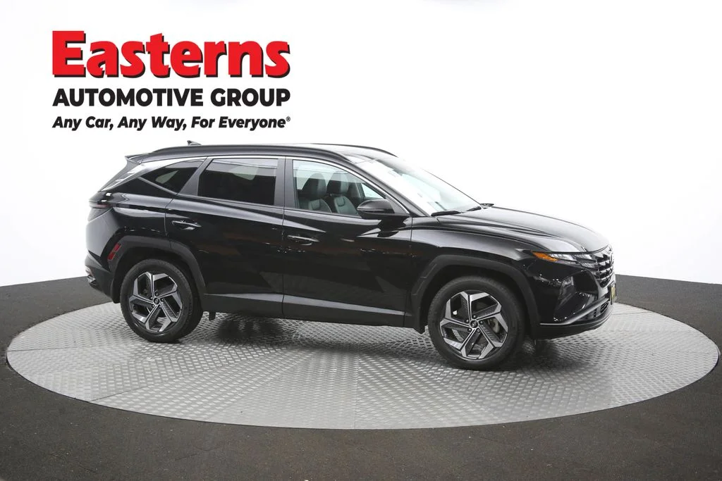 Used 2023 Black Hyundai SEL image 47