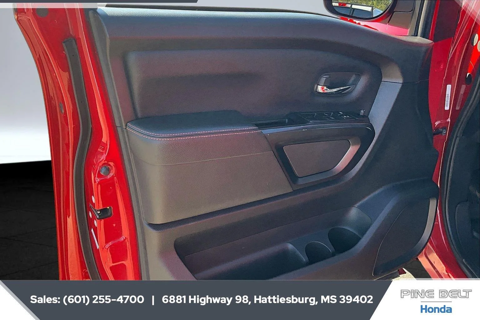 Used 2023 Red Alert Nissan PRO-4X image 17