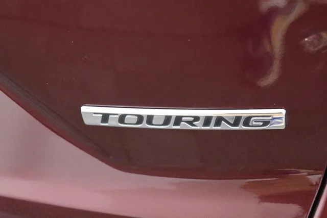 2018 Honda CR-V Touring - Photo 17