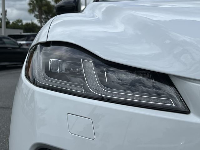 2026 Jaguar F-Pace R-Dynamic S - Photo 9