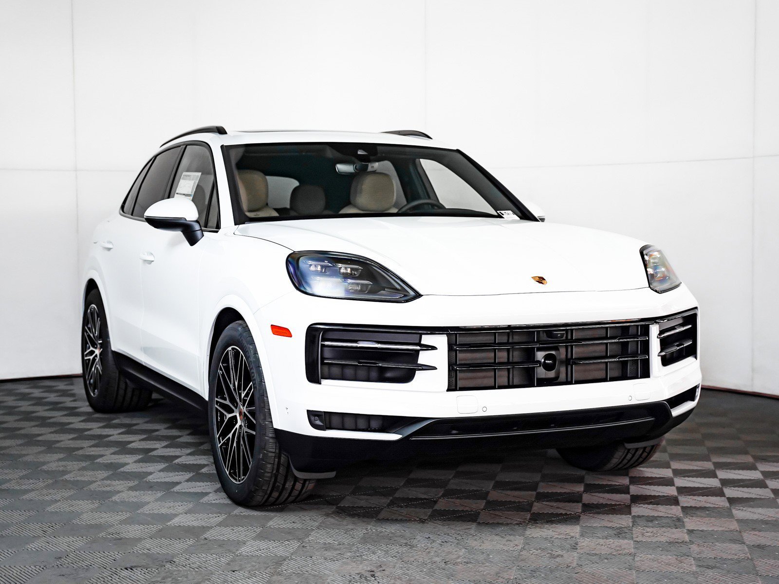 2026 Porsche Cayenne S - Photo 8