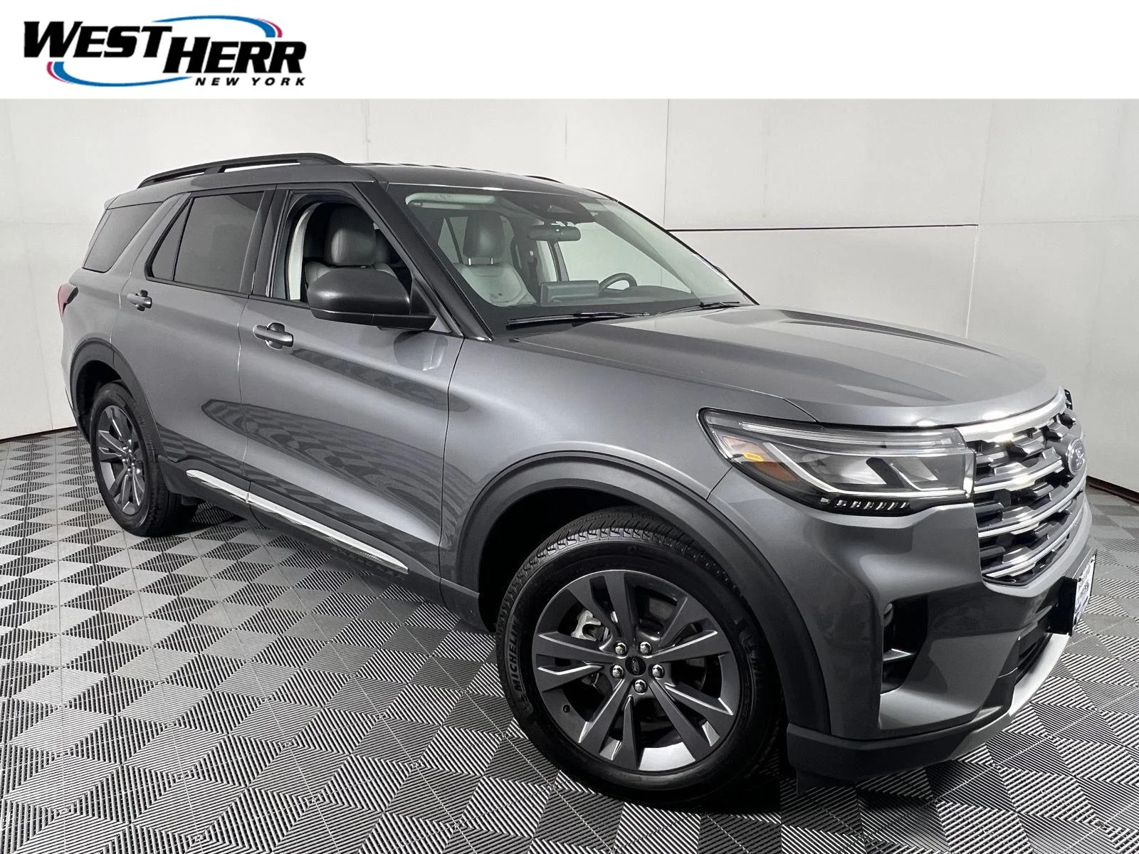 Used 2025 Carbonized Gray Ford Active image 1