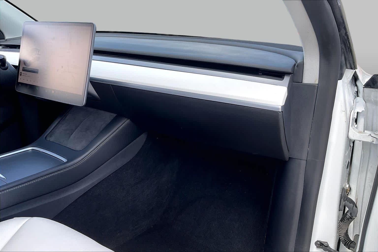 Used 2021 Pearl White Multi-Coat Tesla Long Range image 16