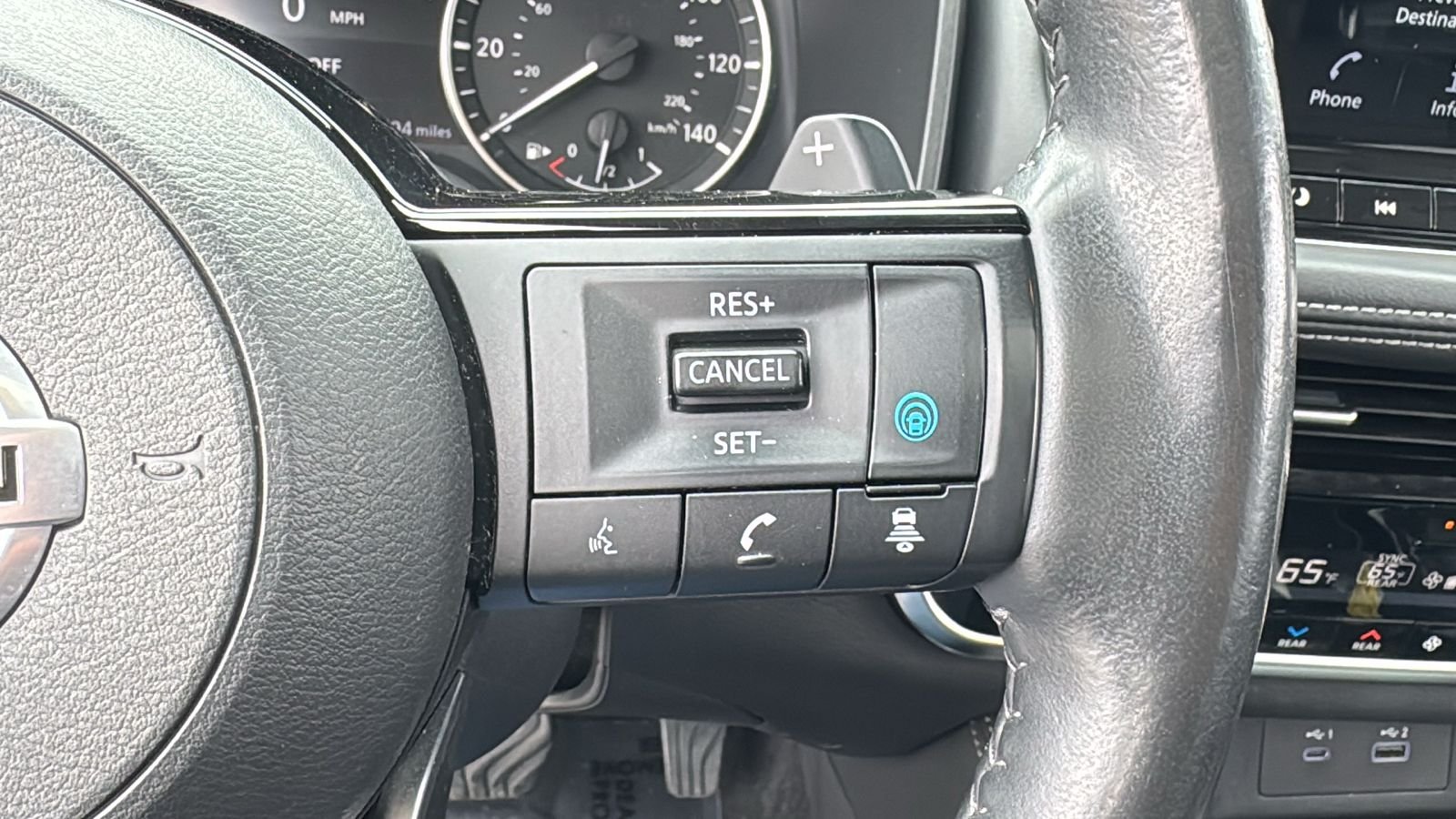 Used 2021 Blue Nissan SL image 23