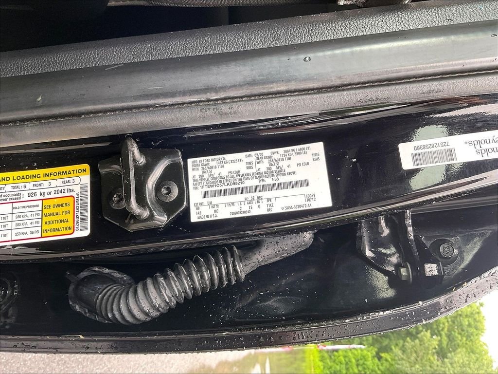 Used 2020 Black Ford XLT image 34
