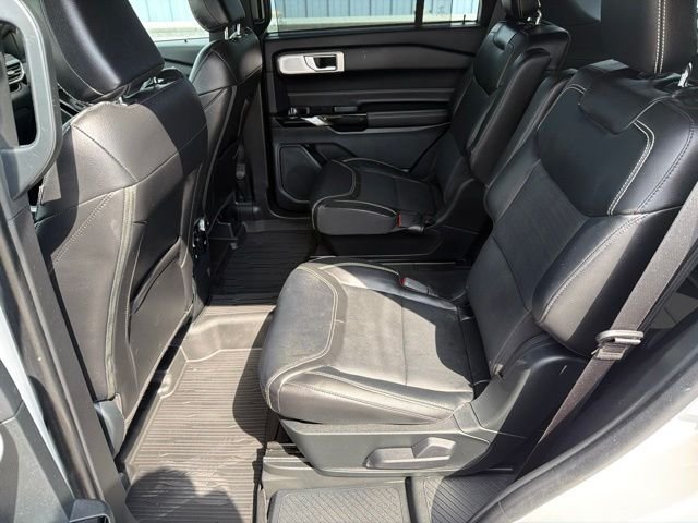 Used 2023 White Metallic Ford ST image 4