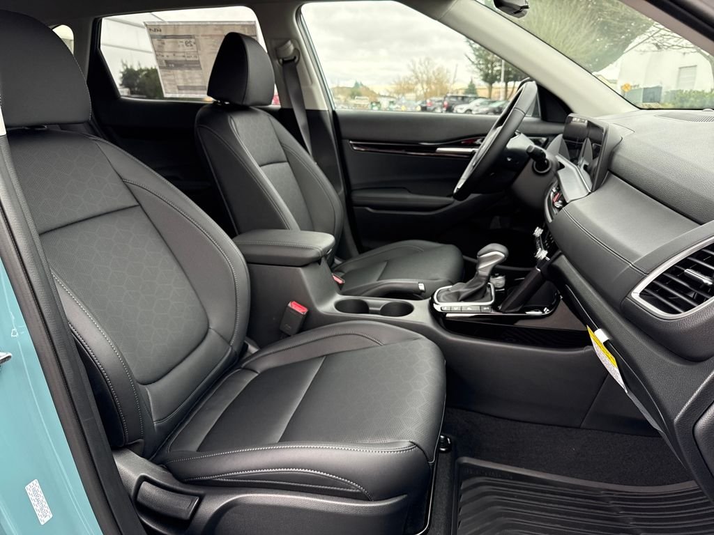 2026 Kia Seltos EX - Photo 11