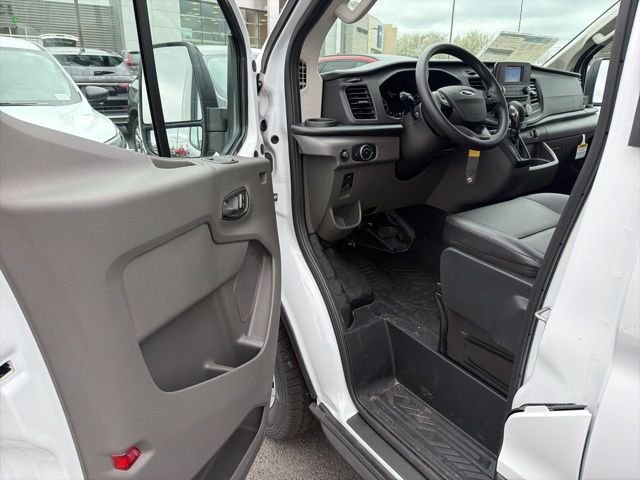 2025 Ford Transit Van Base - Photo 9