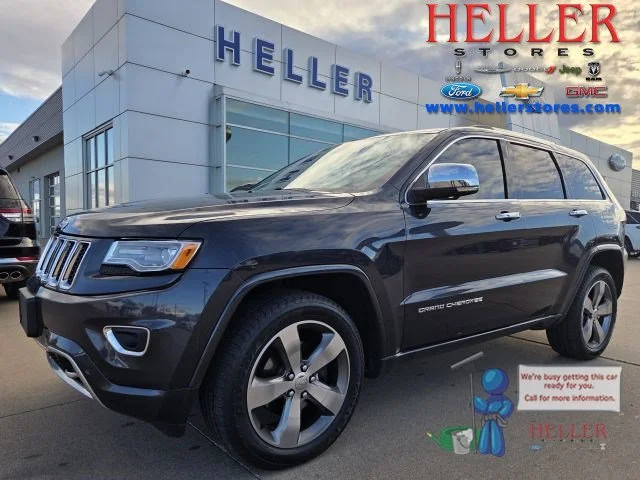Used 2015 Maximum Steel Metallic Clearcoat Jeep Overland image 1