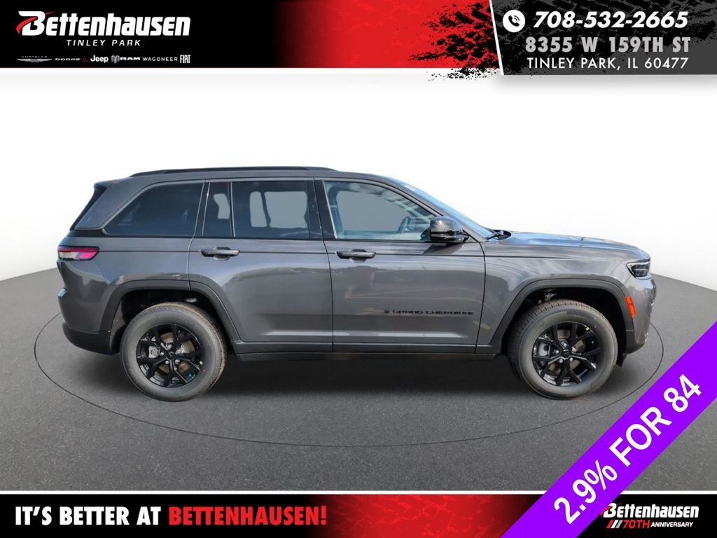 New 2026 Baltic Gray Metallic Clear-Coat Exterior Paint Jeep Altitude image 4