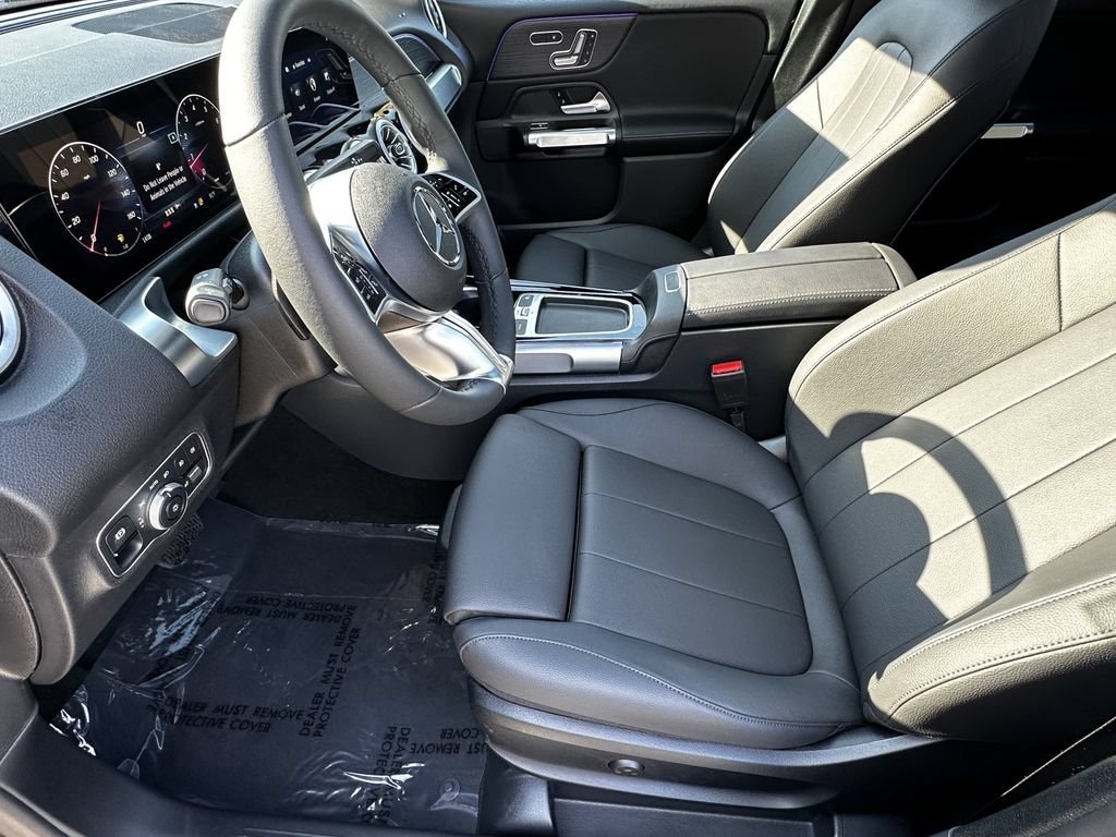 New 2026 Night Black Mercedes-Benz GLB 250 image 47