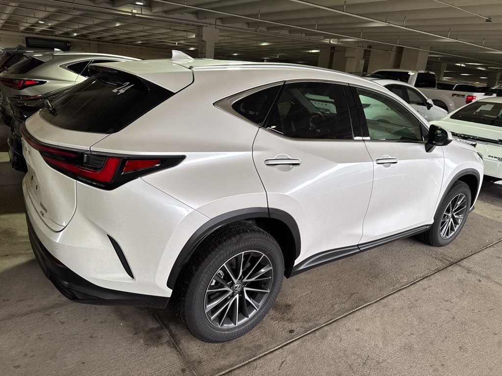 Certified Used 2025 White Lexus 350 Premium image 3