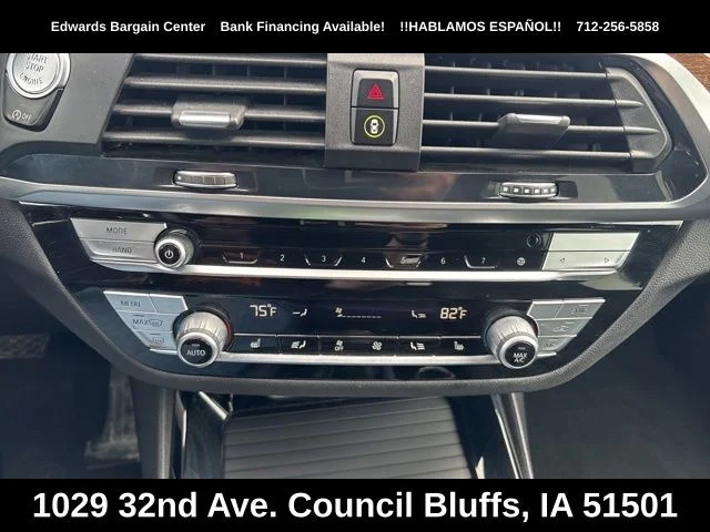 Used 2021 White BMW xDrive30i image 17