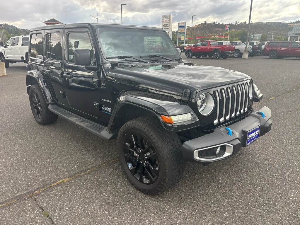 Used 2023 Black Clearcoat Jeep Sahara image 4