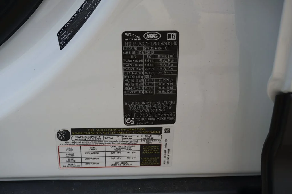 New 2026 Fuji White Land Rover S image 30